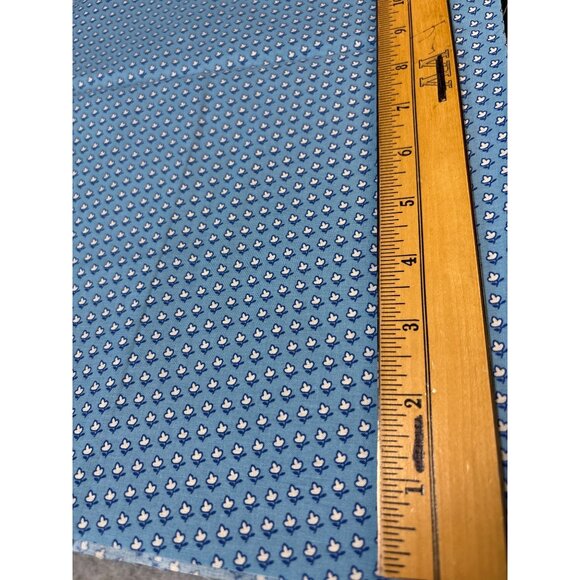 Blue Cotton Fat Quarter 18x22 Inches Small White Floral Print Quilting/Sewing Fa - Picture 3 of 6